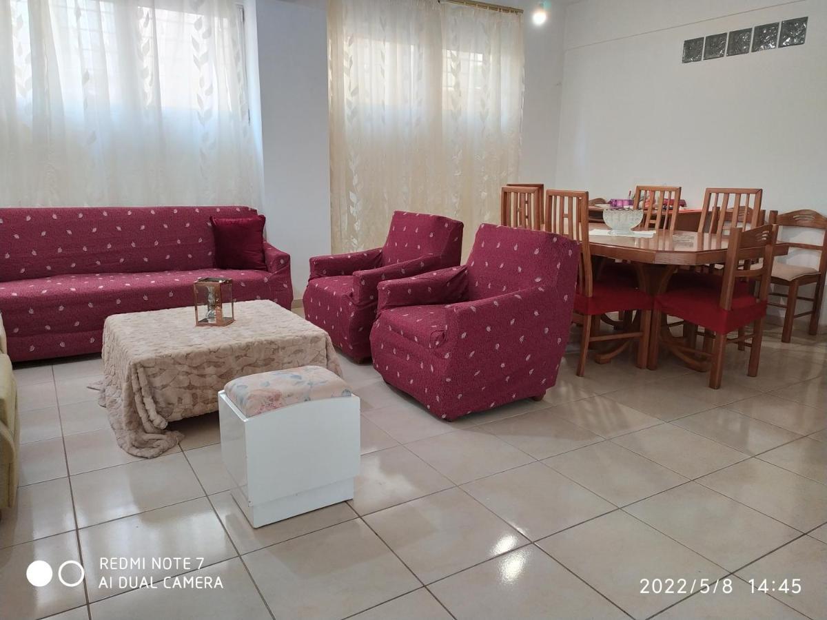 Georgia'S Family Apartment イラクリオン エクステリア 写真