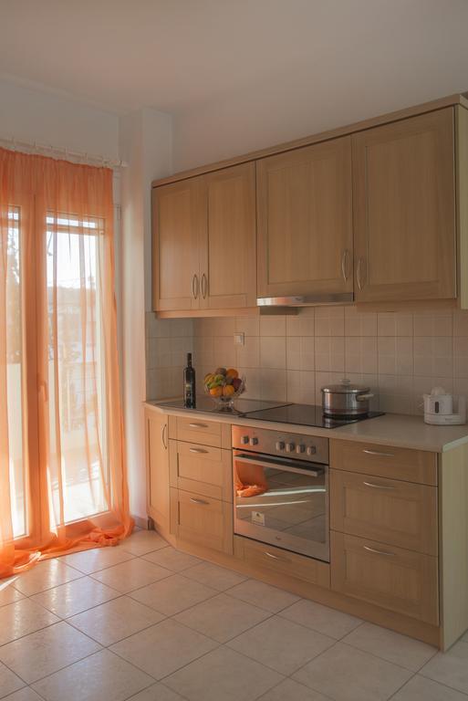 Georgia'S Family Apartment イラクリオン エクステリア 写真