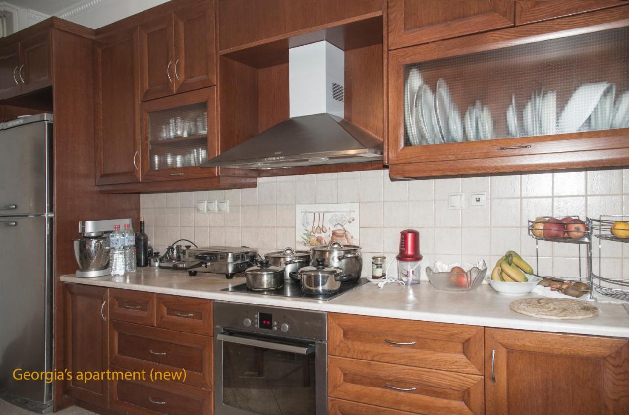 Georgia'S Family Apartment イラクリオン エクステリア 写真